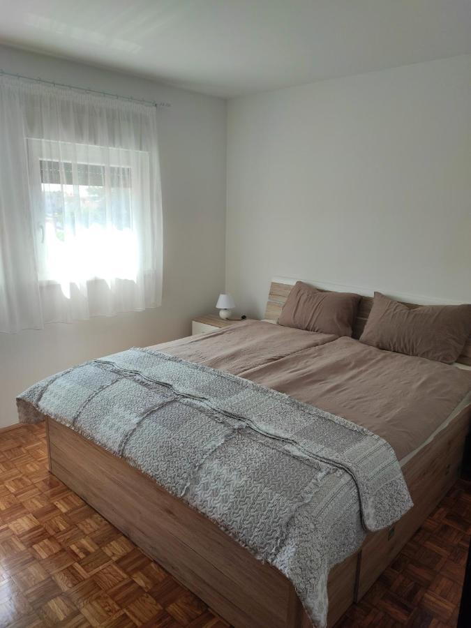 Apartment Eva Pula Zewnętrze zdjęcie