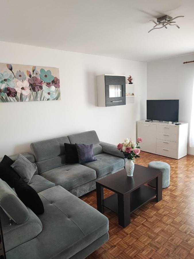 Apartment Eva Pula Zewnętrze zdjęcie