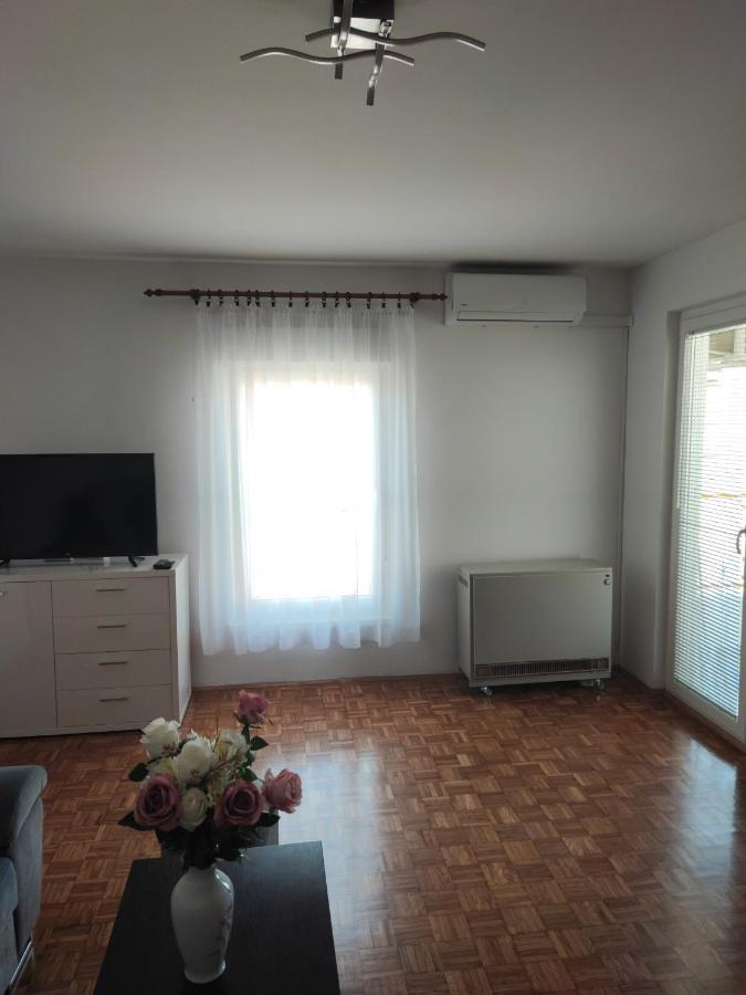 Apartment Eva Pula Zewnętrze zdjęcie