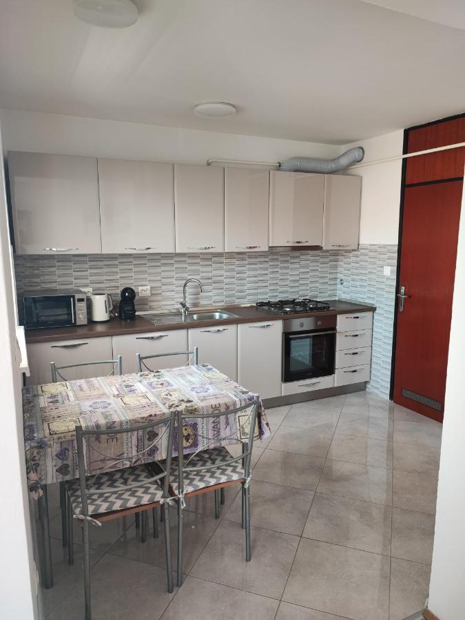 Apartment Eva Pula Zewnętrze zdjęcie