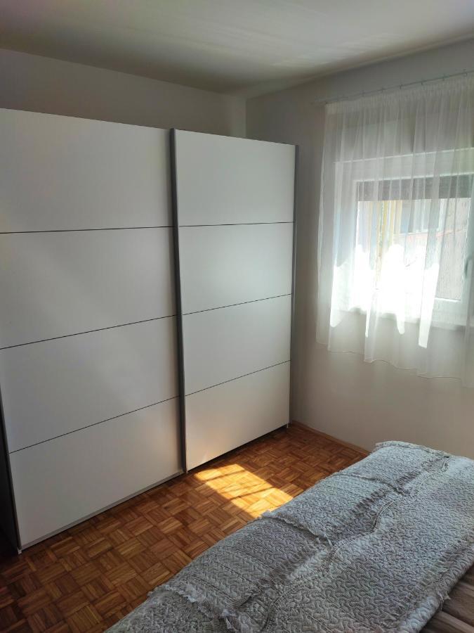 Apartment Eva Pula Zewnętrze zdjęcie